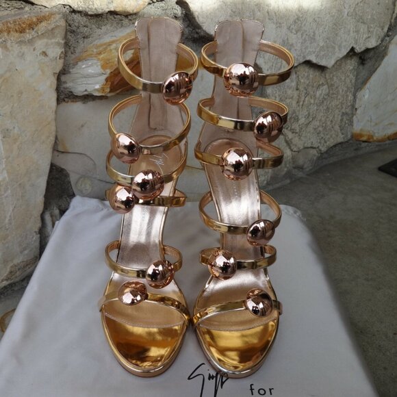 Giuseppe Zanotti "Harmony " Ramino Gold Leather Sandals - Picture 10 of 12